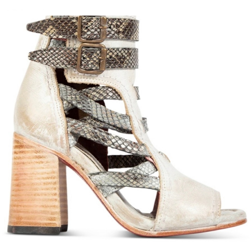 BRAND NEW NEVER WORN FREEBIRDS!